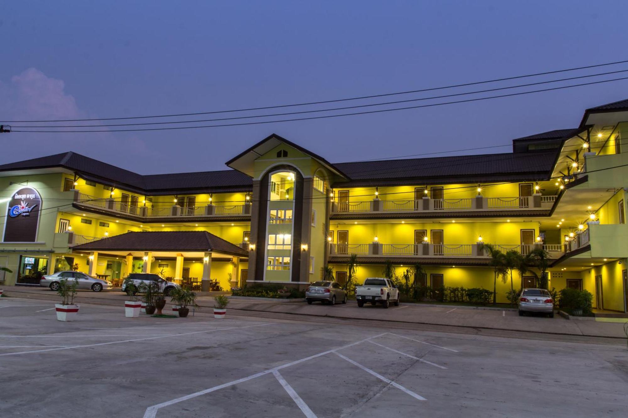 The Muk Lagoon Hotel Mukdahan Exterior photo