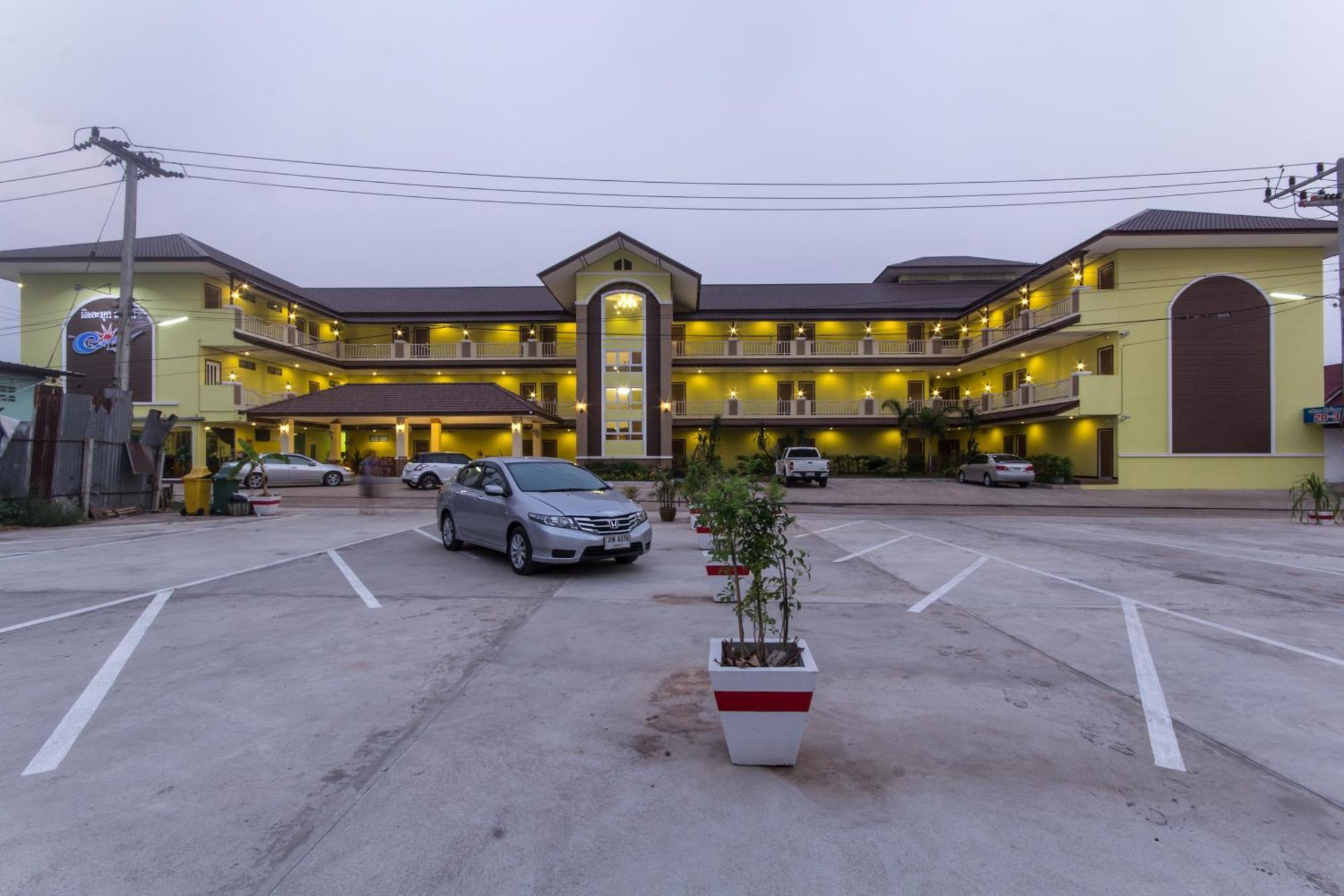 The Muk Lagoon Hotel Mukdahan Exterior photo