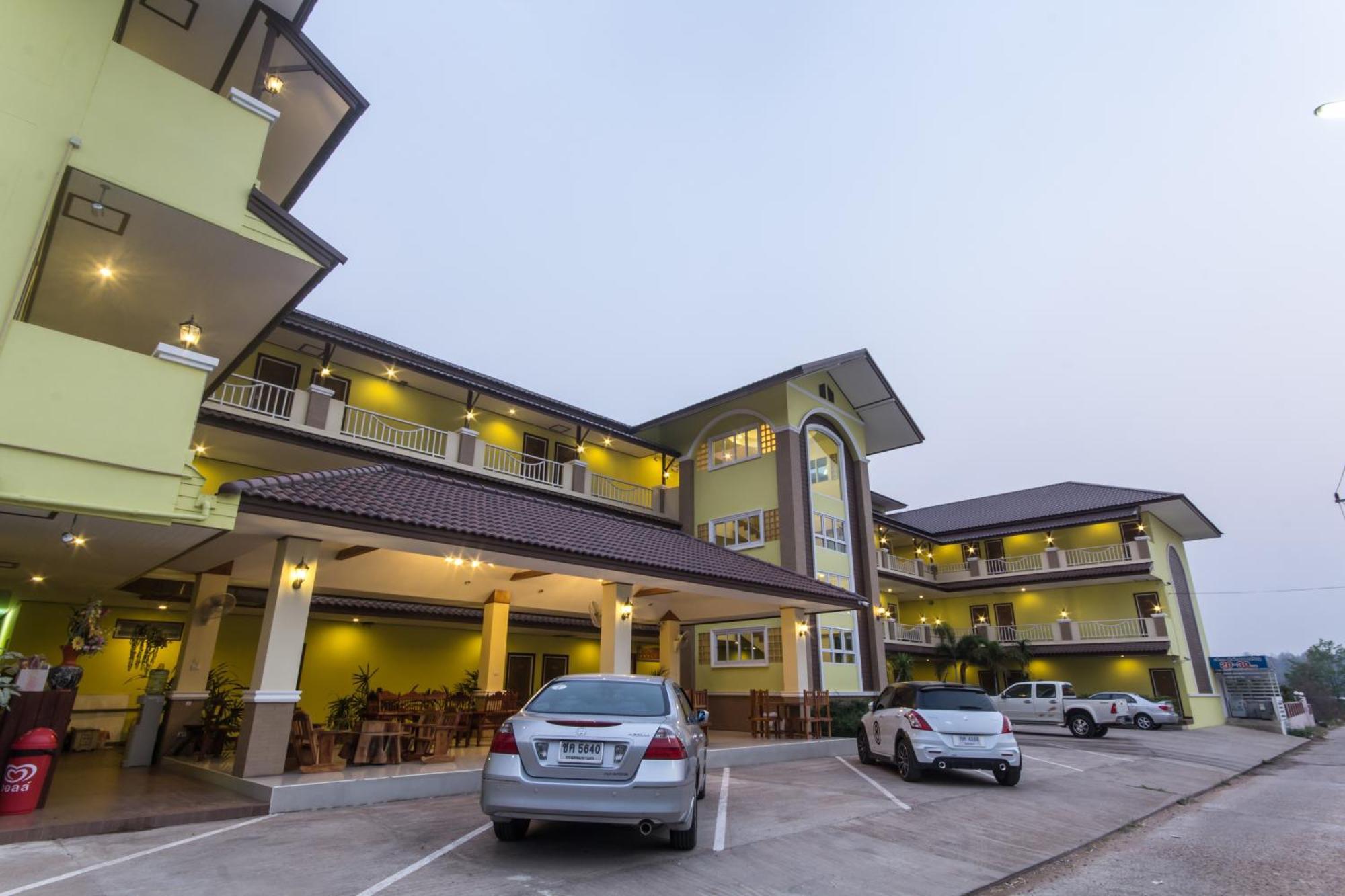 The Muk Lagoon Hotel Mukdahan Exterior photo